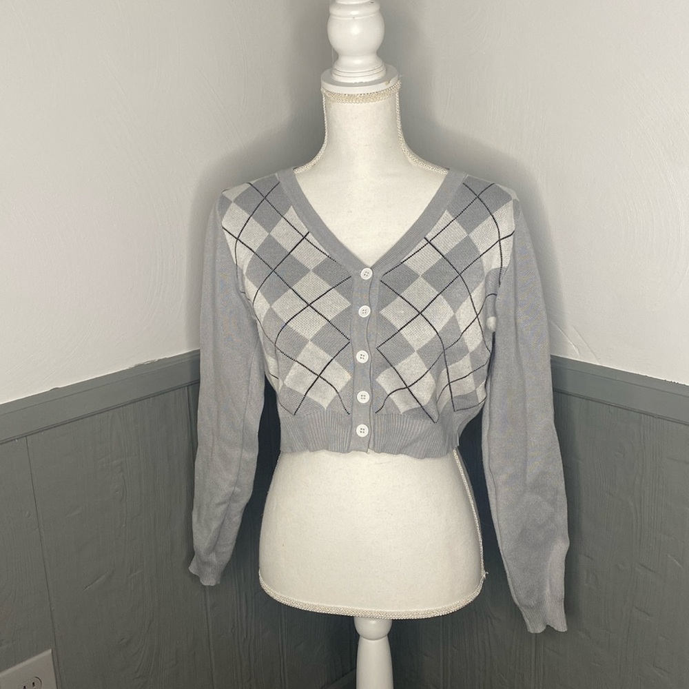 Woman’s Medium Cardigan